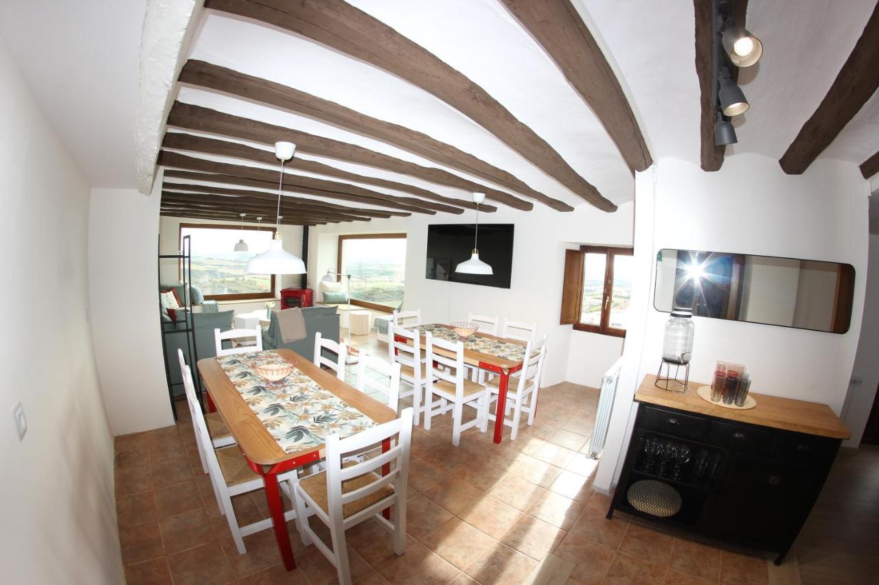 La Casa Del Cura Villa Aberin Bagian luar foto