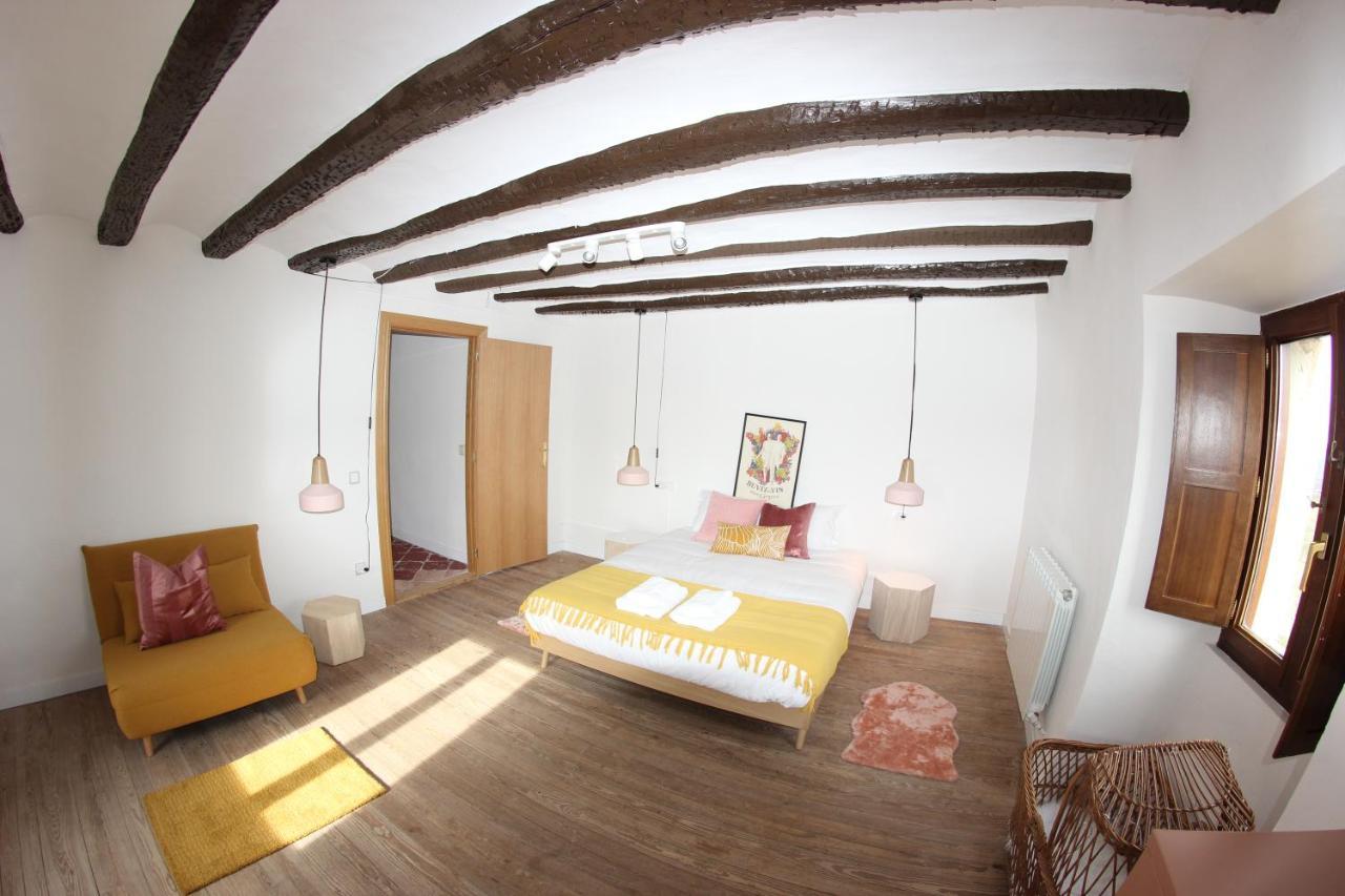 La Casa Del Cura Villa Aberin Bagian luar foto