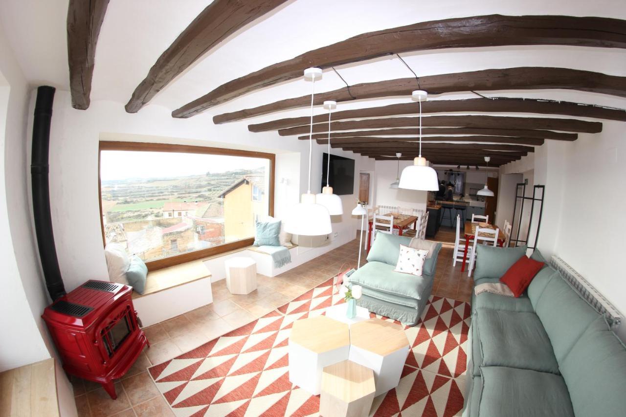 La Casa Del Cura Villa Aberin Bagian luar foto
