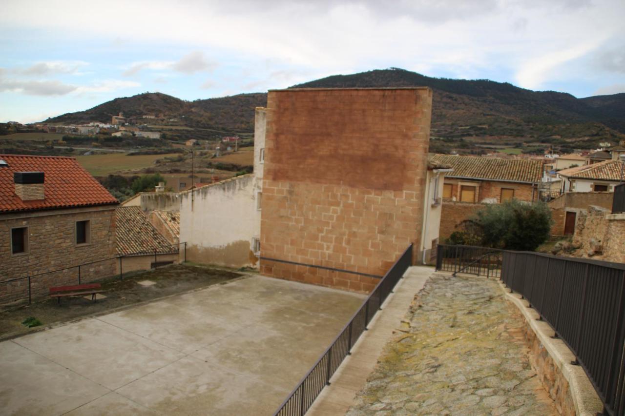 La Casa Del Cura Villa Aberin Bagian luar foto